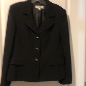 Jacket with front pockets